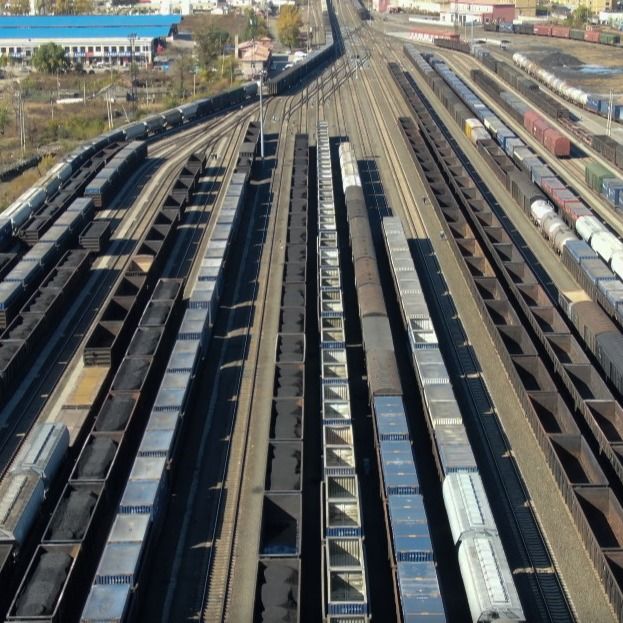 Agentes de carga aérea y marítima de negocios internacionales de envío directo en el extranjero con paquetes de exportación